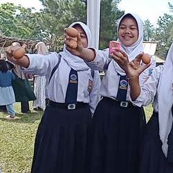 Anak SMP di Jatim Mendadak Jadi Miliarder, Dapat Rp1,2 M dari Presiden