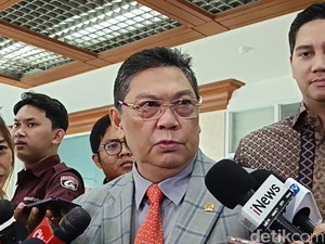 Ketua Komisi I DPR: Kasih Kesempatan Prabowo Hadiri Board of Peace