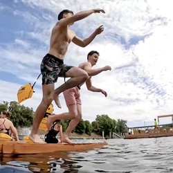 Sungai Seine Dibuka Usai 100 Tahun Ditutup-Warga Paris Langsung Nyebur