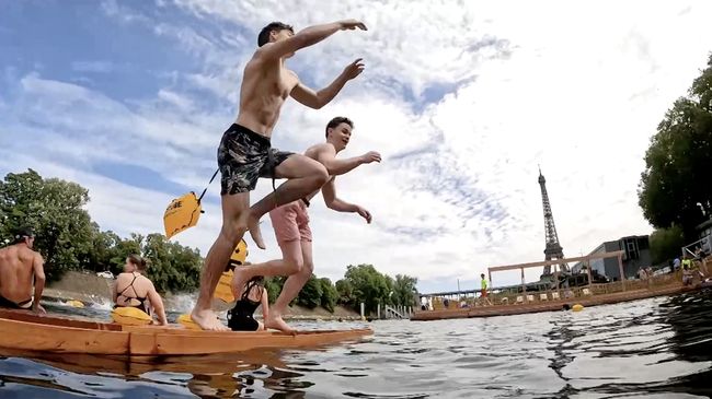 Sungai Seine Dibuka Usai 100 Tahun Ditutup-Warga Paris Langsung Nyebur