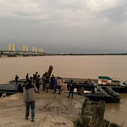 Pakai Kapal Cepat, Bea Cukai Gagalkan Penyelundupan Rokok Ilegal!