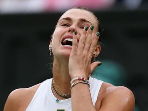 Gaya Aryna Sabalenka di Wimbledon 2025, Pakai Kalung Macan Sarat Makna