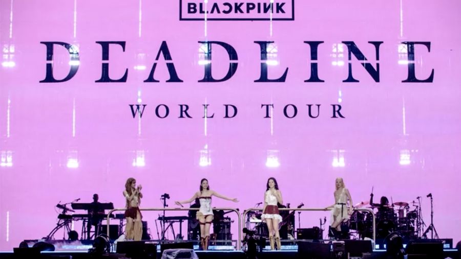 Grup K-pop BLACKPINK membuka tur dunia