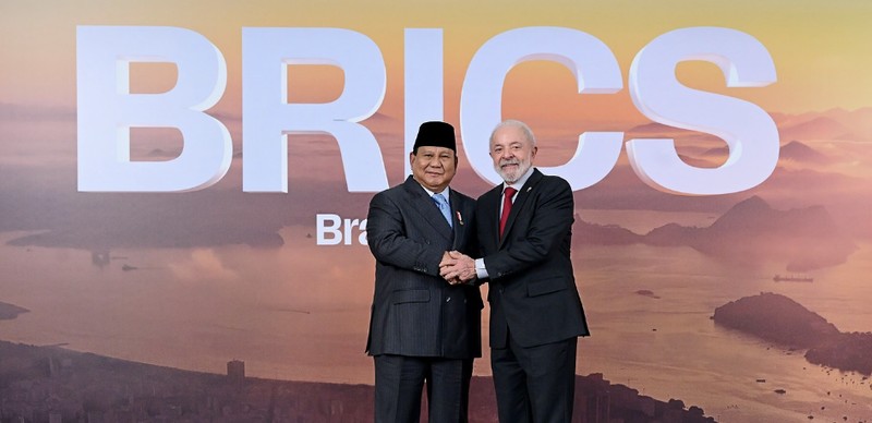 Presiden Prabowo Subianto menghadiri hari pertama Konferensi Tingkat Tinggi (KTT) BRICS 2025 di Rio de Janeiro, Brasil, Minggu (6/7/2025). (Dok. Sekretariat Presiden) Presiden Prabowo Subianto menghadiri hari pertama Konferensi Tingkat Tinggi (KTT) BRICS 2025 di Rio de Janeiro, Brasil, Minggu (6/7/2025). (Dok. Sekretariat Presiden)