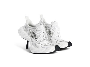 Balenciaga Rilis Sneaker Heels Rp 16 Juta, Dihujat Netizen: Tragis!
