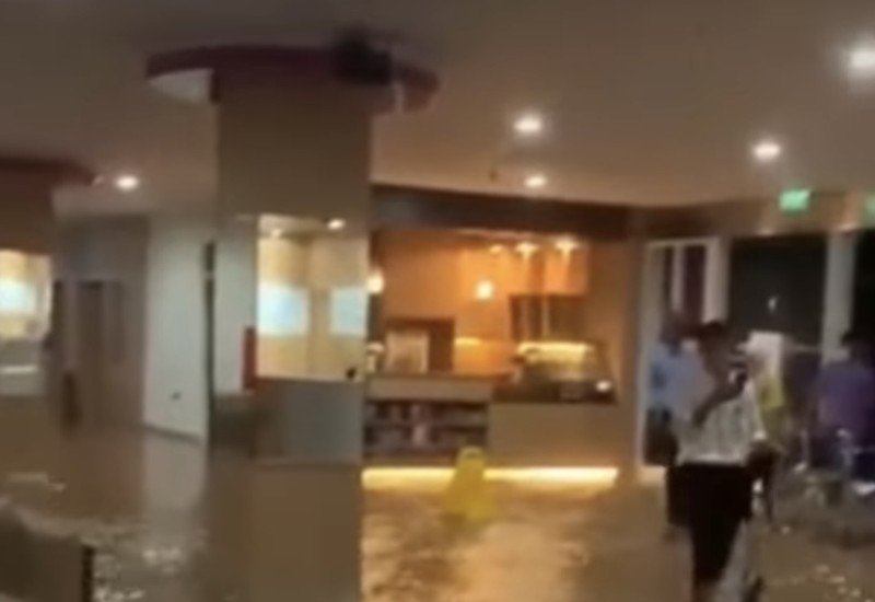 Banjir di daerah Jonggol, Kabupaten Bogor. (Media Sosial via detikcom) Banjir di daerah Jonggol, Kabupaten Bogor. (Media Sosial via detikcom)