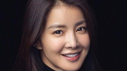 Lee Si Young Hamil Lagi Lewat Program Bayi Tabung