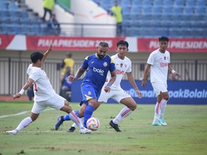 Laga Liga Indonesia All Star Vs Arema FC Berakhir 2-2
