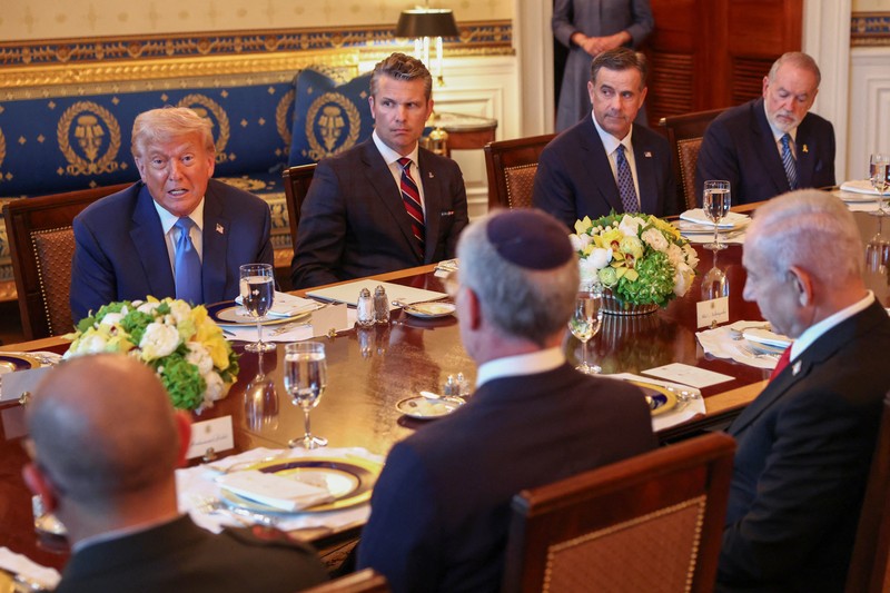 Pertemuan Presiden AS Donald Trump dengan Perdana Menteri Israel Benjamin Netanyahu di Gedung Putih, Washington, D.C., AS, Senin (7/7/2025). (REUTERS/Kevin Lamarque) Pertemuan Presiden AS Donald Trump dengan Perdana Menteri Israel Benjamin Netanyahu di Gedung Putih, Washington, D.C., AS, Senin (7/7/2025). (REUTERS/Kevin Lamarque)