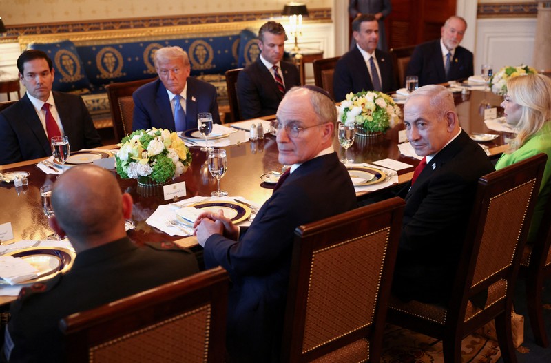 Pertemuan Presiden AS Donald Trump dengan Perdana Menteri Israel Benjamin Netanyahu di Gedung Putih, Washington, D.C., AS, Senin (7/7/2025). (REUTERS/Kevin Lamarque) Pertemuan Presiden AS Donald Trump dengan Perdana Menteri Israel Benjamin Netanyahu di Gedung Putih, Washington, D.C., AS, Senin (7/7/2025). (REUTERS/Kevin Lamarque)