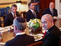 Gencatan Senjata-Relokasi Warga Gaza, Deal Diam-Diam Trump-Netanyahu?