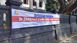Sambutan Penolakan Dr Zakir Naik yang Hendak Hadir di Kota Malang