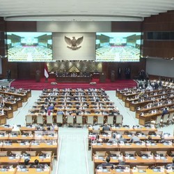 Sri Mulyani Full Senyum! APBN 2024 Banjir Apresiasi dari DPR RI
