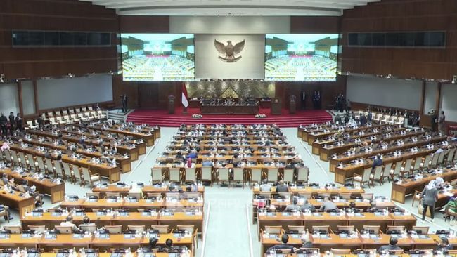 Sri Mulyani Full Senyum! APBN 2024 Banjir Apresiasi dari DPR RI