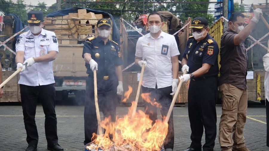 Direktorat Jenderal Bea dan Cukai resmi membentuk Satuan Tugas Pencegahan dan Penindakan Barang Kena Cukai Ilegal (Satgas BKC Ilegal). (Dok. Bea Cukai)