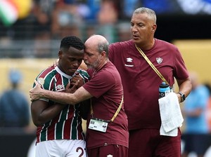 Air Mata Jhon Arias Usai Fluminense Didepak Chelsea
