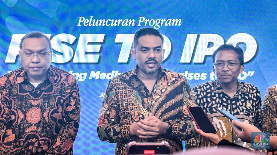 Menteri UMKM Maman Abdurrahman Berkunjung ke Bursa Efek Indonesia. (CNBC Indonesia/Mentari Puspadini)