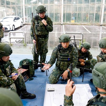 Waspada Invasi China! Tetangga RI Gelar Latihan Militer Besar-besaran
