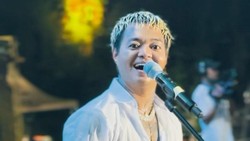 Reza Arap Jilat Ludah Sendiri
