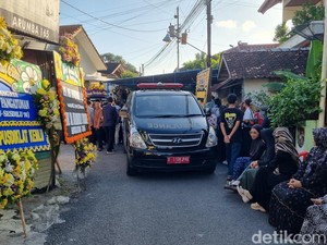 UGM Minta Kematian Misterius Diplomat Muda Kemlu Diusut Tuntas