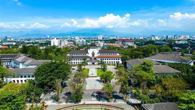 7 Rekomendasi Tempat Wisata di Bandung yang Wajib Dikunjungi