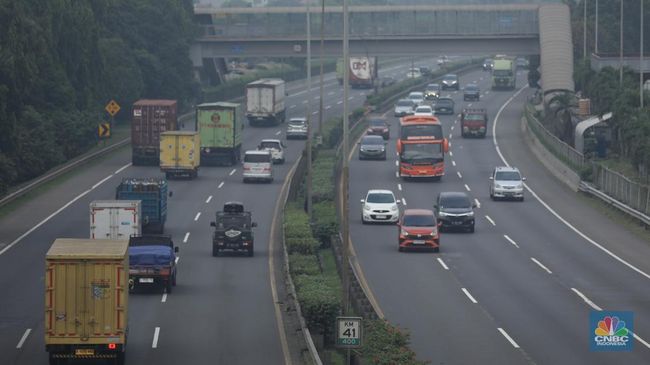 Bukan Cuma Mobil Listrik, Truk Made in China Beringas Gempur Pasar RI