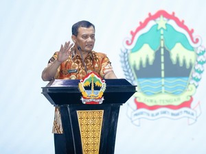 Pemprov Jateng Siapkan Langkah Mitigasi Sikapi Tarif Trump 32% untuk RI