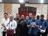 Riza Chalid Tersangka Tapi ada di Singapura, Begini Langkah Kejagung