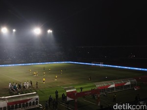 Dispora Ungkap Penyebab Lampu SJH Mati Saat Laga Arema vs Oxford