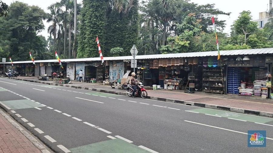 Pasar Hewan Barito di Jakarta Selatan makin sepi ditinggal kabur pembeli. (CNBC Indonesia/Chandra Dwi)