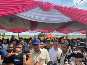 Bertemu Petani di Jember, Wamentan Ungkap Strategi Tingkatkan Hasil Panen
