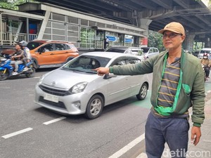 Warga Ceritakan Detik-detik Fortuner Tabrak 4 Mobil di Utan Kayu Jaktim