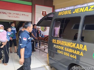 Identitas Jasad Pemotor Diduga Mabuk Jatuh ke Sungai Porong Sidoarjo