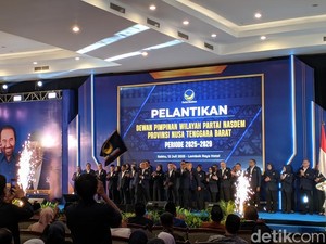 Mori Hanafi Resmi Dilantik Jadi Ketua DPW NasDem NTB