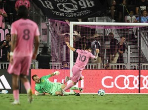 Video Momen Kiper Nashville Main-main Depan Messi, Kena Bobol Deh