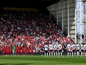 Preston Vs Liverpool Dihiasi Momen Penghormatan untuk Diogo Jota