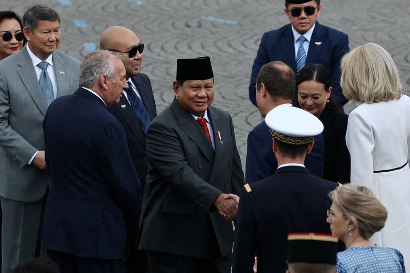 Pemandangan kota Paris, Prancis, tak biasa Senin (14/7/2025). Negara Ini tiba-tiba dipenuhi militer yang berjaga-jaga di beberapa jalan utama kota. (CNBC Indonesia/Sefti Oktarianisa) Pemandangan kota Paris, Prancis, tak biasa Senin (14/7/2025). Negara Ini tiba-tiba dipenuhi militer yang berjaga-jaga di beberapa jalan utama kota. (CNBC Indonesia/Sefti Oktarianisa)