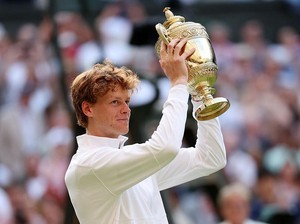 Sinner Juara Wimbledon 2025, Sukses Revans atas Alcaraz