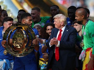 Trofi Piala Dunia Antarklub Chelsea Cuma Replika, Aslinya Disimpan Trump
