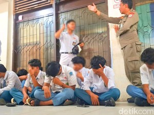 Merokok di Kafe, 30 Pelajar Ditangkap Satpol PP Tarakan Saat Jam Sekolah