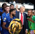 Trump Nonton Final Piala Dunia Antarklub, Serahkan Trofi ke Chelsea