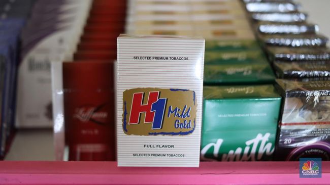 Purbaya Kenakan Tarif Cukai Khusus Buat Rokok Ilegal di Desember 2025