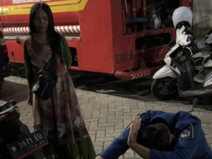 Saat Petugas Damkar Jadi Dukun Dadakan gegara Ular Gaib
