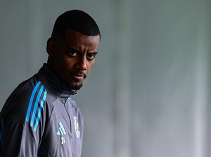 Penampakan Isak Latihan Sendirian di Markas Newcastle