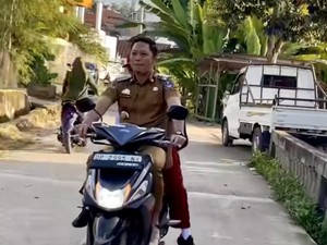 Dalih Bupati Enrekang Yusuf Ritangnga Antar Anak ke Sekolah Tanpa Helm
