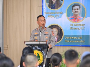 Di MPLS SMA Labschool Kebayoran, Kadiv Humas Polri Ajak Siswa Hindari Judol