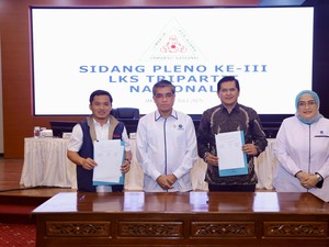 Menaker Targetkan RI Lepas dari Stagnasi Lewat Budaya Produktif