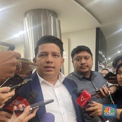 Staf Nadiem Dijemput Paksa Saat Sakit, Ini Kata Kuasa Hukum