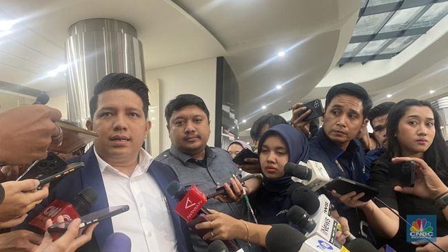 Staf Nadiem Dijemput Paksa Saat Sakit, Ini Kata Kuasa Hukum