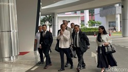 Didampingi Hotman, Nadiem Makarim Diperiksa Lagi di Kasus Pengadaan Laptop